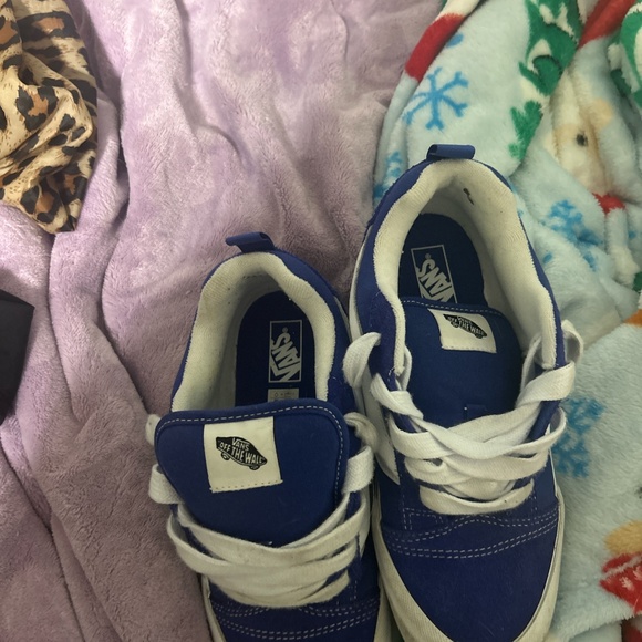 knu skool vans - Picture 2 of 2